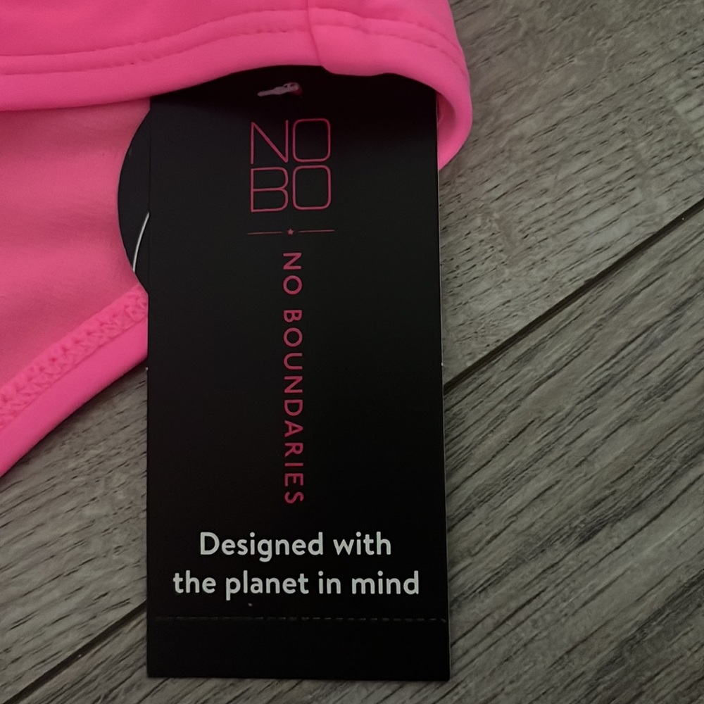 Bikini - Picture 3 of 3